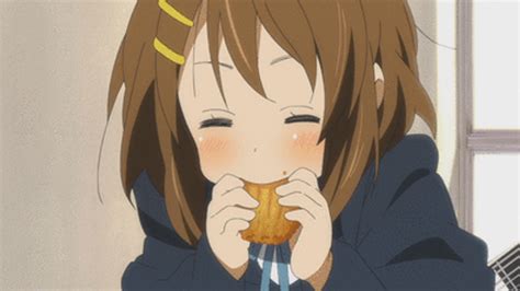 K On Yui Eating A Cookie  Animation By