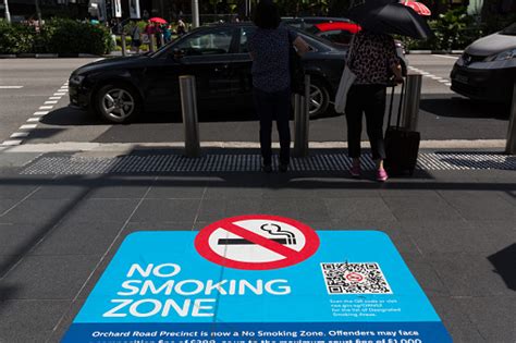 No Smoking Zone In Orchard Road Singapore Stock Photo Download Image