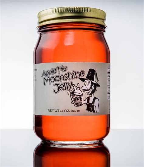 Taste the sweeter side of life in the nectar of the appalachian gods that is captured in ole smoky®blackberry moonshine. Apple Pie Moonshine Jelly: A sweet spread made from moonshine.