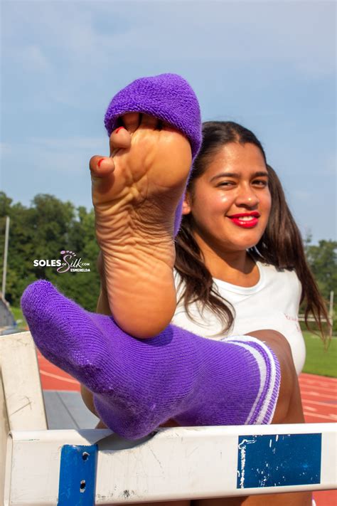 Foot Fetish Forum Soles Of Silk Esmereldas Sweaty Soles After A Jog