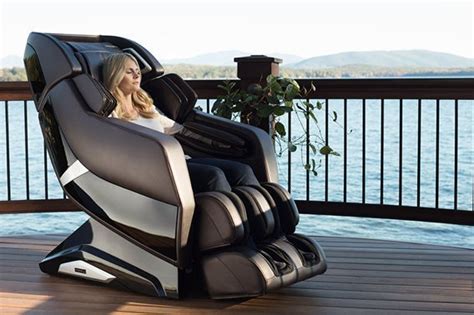 6 Top Of The Line Luxury Massage Chair Models Buyers Guide
