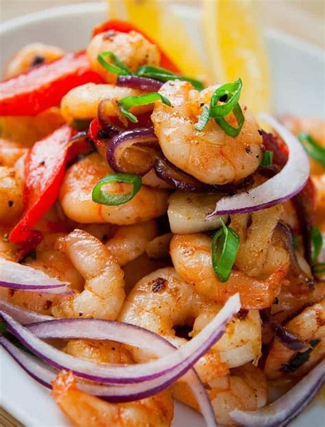 Garlic Shrimp Stir Fry With Peppers And Onions The Kitchen Magpie
