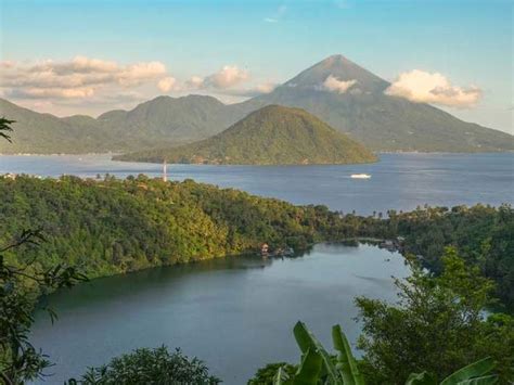 Maluku Travel Guide Discover The Best Time To Go Places To Visit And