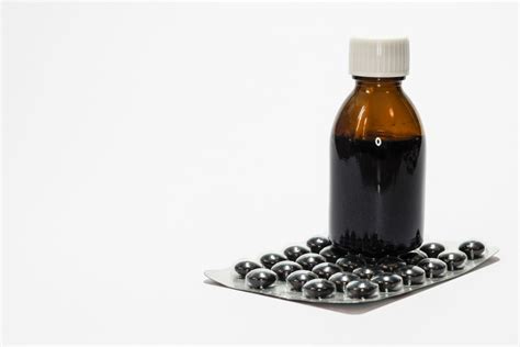 Cara Menyimpan Obat yang Benar, Bukan di Dalam Kulkas!