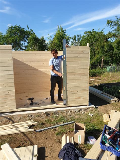 Das holz können sie auch farbig gestrichen und akzente. Gartenhütte aufbauen