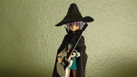 Yuki Nagato The Evil Guitar Witch By Sonicfan564 On Deviantart