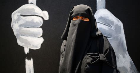 Ban On Burqas Niqabs In Public Places In The Netherlands Comes Into Effect