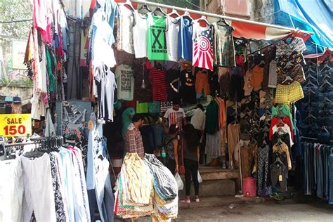 Shopping In Delhi Market Timings How To Reach Famous For