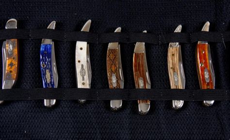 Collection Of 31 Case Pocket Knives 24 Are 1 Blade Knives 7 Are 2
