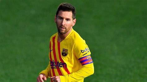 The 2021 summer transfer window is likely to follow a similar path to the january one, when clubs were hindered by the financial impact of the. Barcelona Hit Back at PSG Over Lionel Messi Transfer Talk ...