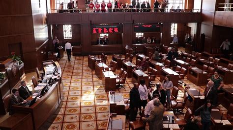 B Roll Senators Leave Final Floor Session Of 2020 Legislature Youtube
