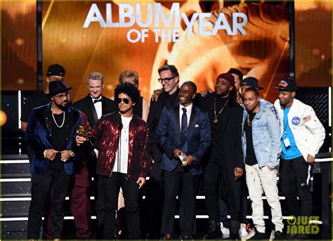 Bruno Mars Wins Album Of The Year With 24k Magic At Grammys 2018 Photo 4023353 Bruno Mars