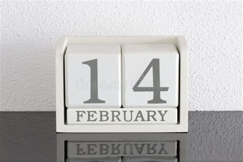 White Block Calendar Present Date 14 And Month February Stock Photo