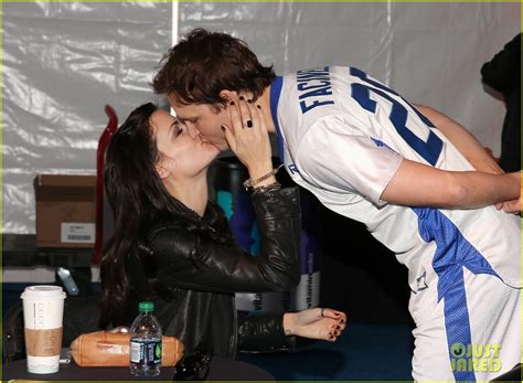 Peter Facinelli Jaimie Alexander Super Bowl Kisses Photo
