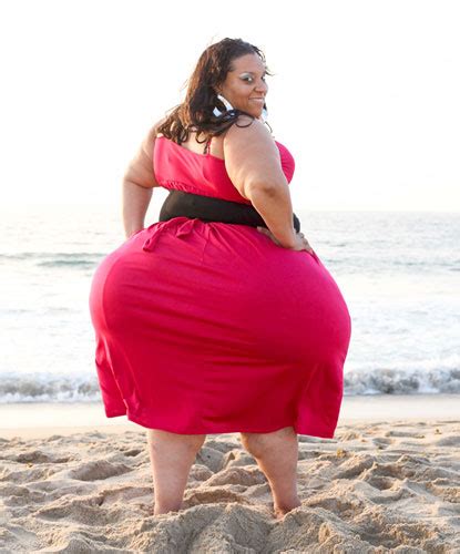Meet Mikel Ruffinelli The Woman With The Biggest Hips In The World