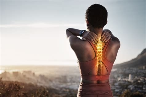 Dor nas costas descubra agora as principais causas e como evitar o desconforto Centro Radiológico