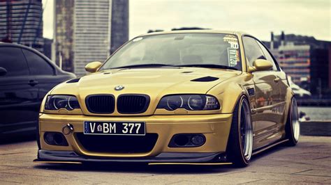 Check out this fantastic collection of 4k car wallpapers, with 50 4k car background images for your desktop, phone or tablet. Gold Car Wallpapers - Wallpaper Cave