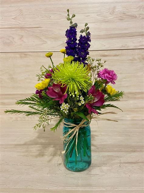 country girl bouquet blossom town florist floral delivery 56283