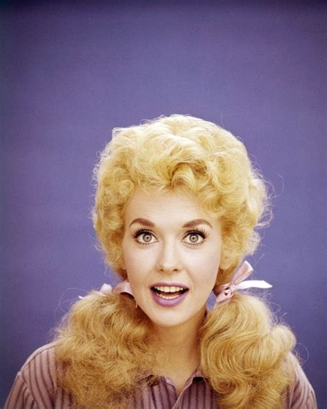 Beautiful Pics Of Donna Douglas In The S And S Vintage Everyday