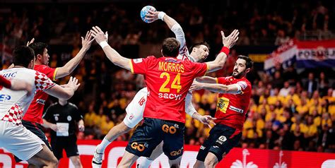 Finalistele ultimei cupe mondiale înfruntă spania şi elveţia în optimi. Spania își păstrează titlul european masculin - Handbal Mania