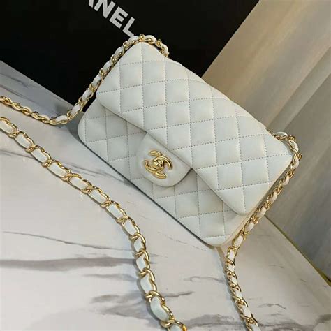 Chanel Women Small Flap Bag Grained Calfskin And Gold Tone Metal Lulux