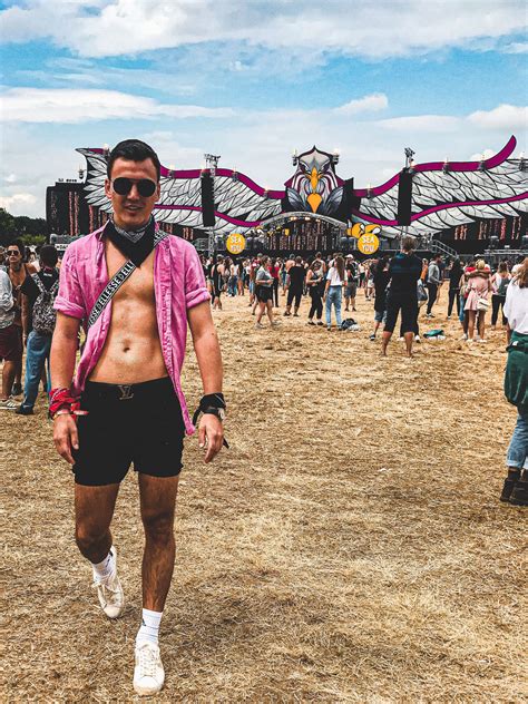23 Rave Outfit Ideas For Your Next Festival Billboard Billboard Vlr