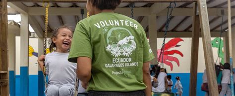 Voluntariado Con Niños En Islas Galápagos Projects Abroad