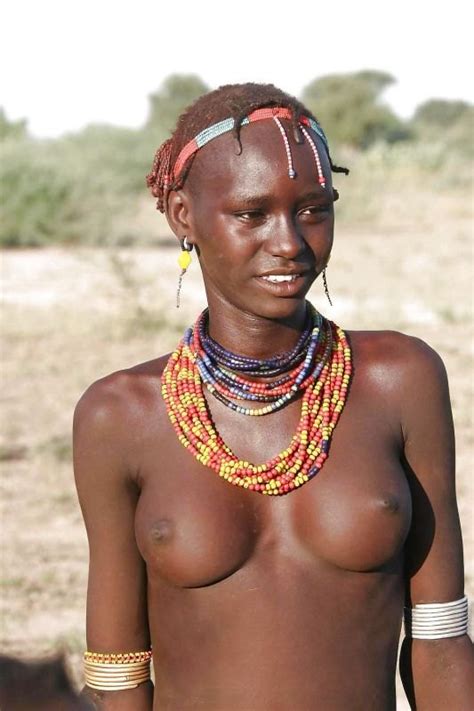 Nude Ethiopian Women