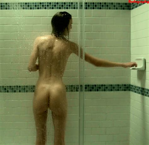 Disney Star Christy Carlson Romano Nude In Mirrors Picture