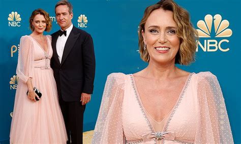Emmy Awards Keeley Hawes Looks The Picture Of Elegance As She Joins Husband Matthew Macfadyen