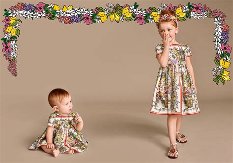 Dolce And Gabbana Kids Summer 2016 Les Enfants à Paris