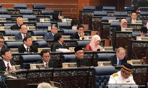 Layari kami untuk mendapat berita dan isu semasa di malaysia. #LIVE Parlimen 15 Oktober 2018 Sesi Pagi Anwar angkat ...