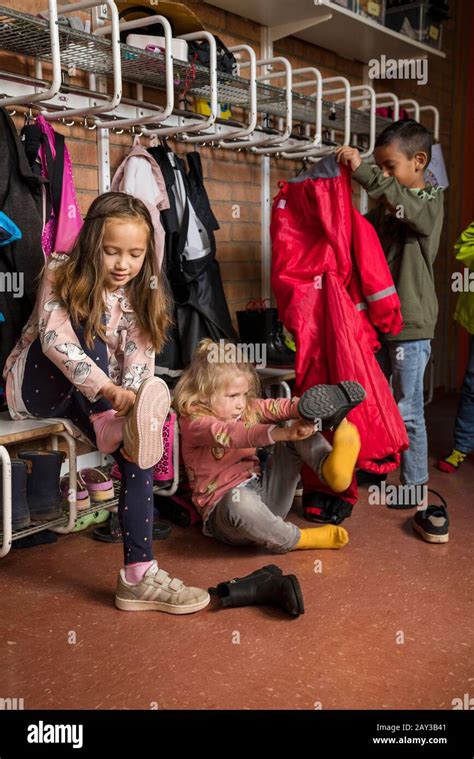 Getting Dressed For School Hi Res Stock Photography And Images Alamy