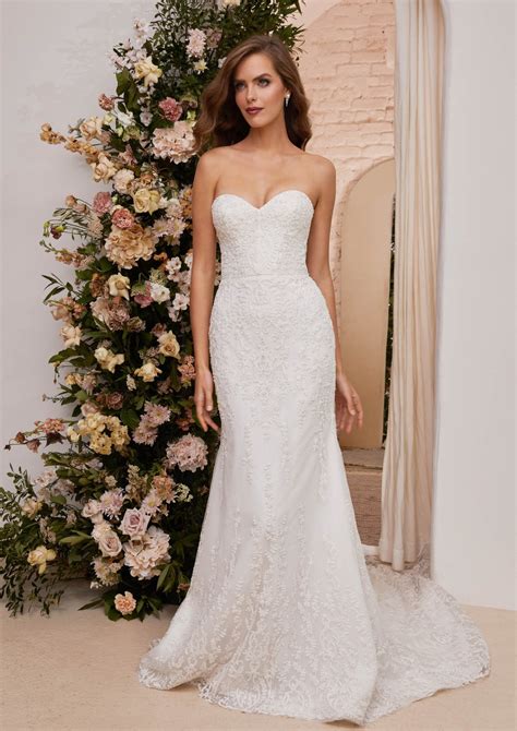 Strapless Sweetheart Lace Fit And Flare Wedding Dress Kleinfeld Bridal