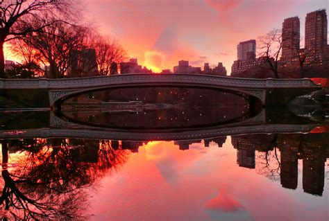 Sunset At The Rowing Pond Central Park New York City Man Flickr