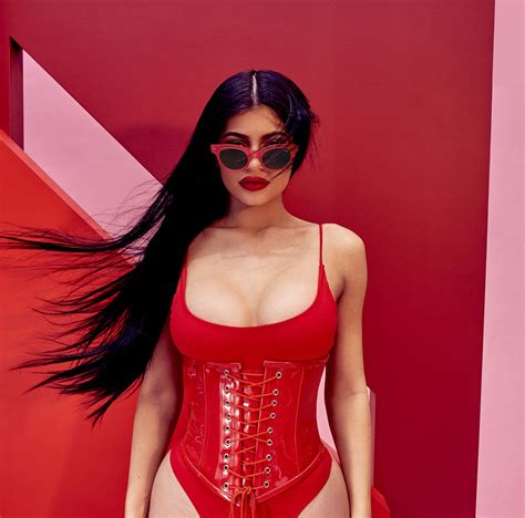 Kylie Jenner Sexy Hot Celebs Home