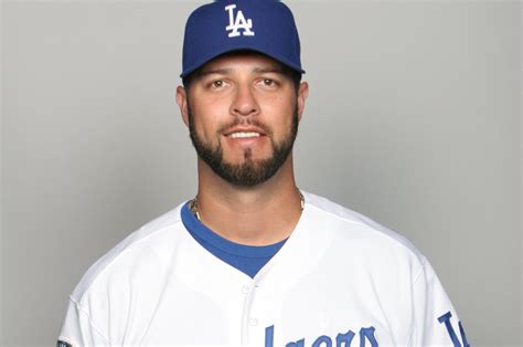 Esteban loaiza soon found himself in custody after law enforcement officials searched this garage and townhouse where loaiza was headed one day in 2018 and found 44 pounds of cocaine. Esteban Loaiza detenido en Tijuana por beber en zona ...