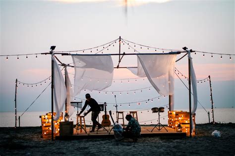 How To Throw A Killer California Beach Party Ashby And Graff Real Estate
