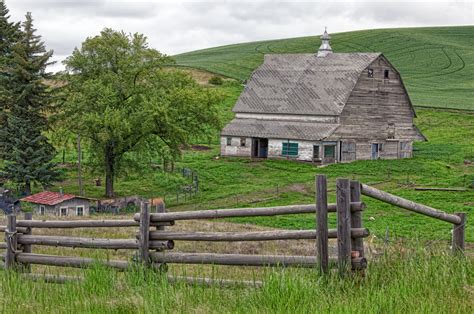 Those doing so are solely responsible for their own actions and barney's farm accepts no responsibility in this regard. The Palouse: Farmhouses, barns, and other buildings ...