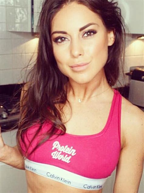 Made In Chelseas Louise Thompson Shows Off New Abs In Sexy Pics