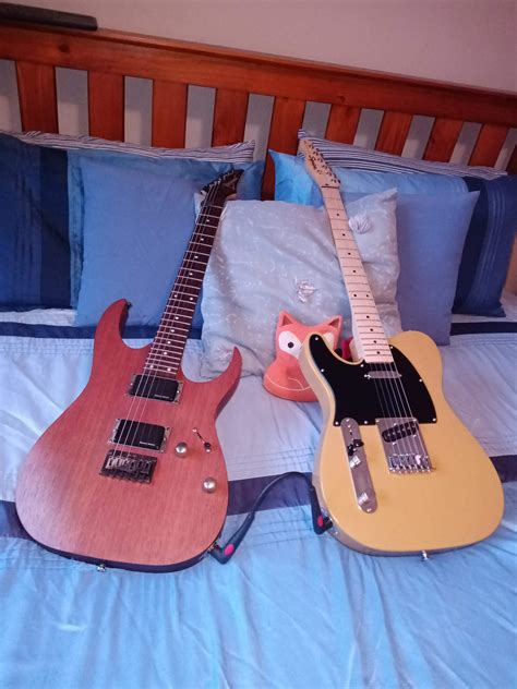Two Guitars Having Sex Guitarcirclejerk