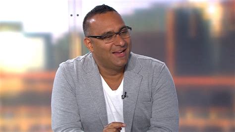 Canadian Comedian Russell Peters Will Play A Toronto Cop In New