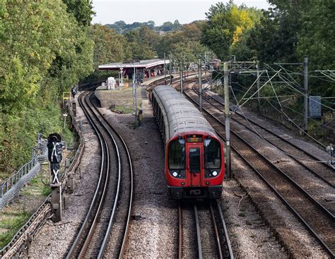 Westbound District Line Train Departs Upminster Bridge Sta Flickr