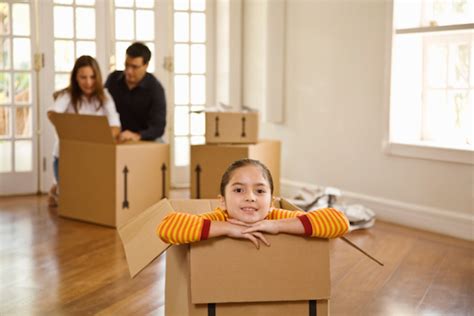 Your Guide To 6 Kinds Of Moving Boxes