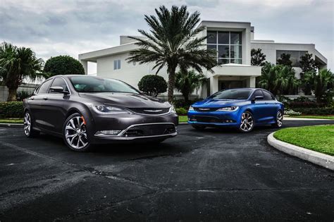 The chrysler 200 convertible returns for 2014 as well, offering the same two engines but with somewhat different equipment levels. CHRYSLER 200 specs & photos - 2014, 2015, 2016 - autoevolution
