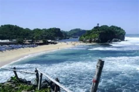 Pantai Plengkung Banyuwangi Tempat Wisata Favorit Peselancar Spot