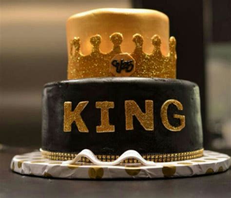 A Cake For The Kings Cake Desserts King Cake