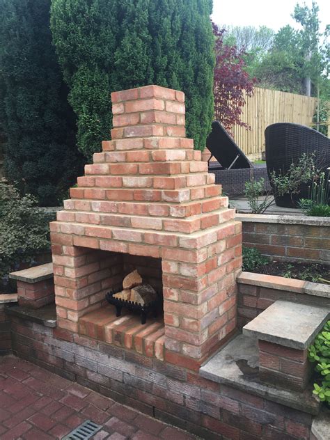Diy Small Outdoor Brick Fireplace Diy Hacks