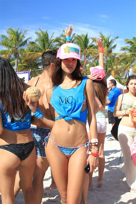 Model Beach Volleyball 2014 Volleyball Tournaments Beach Volleyball Professional Volleyball