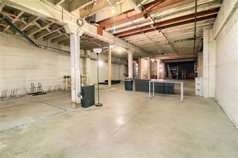 Office Space With Huge Basement 420 Property